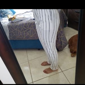 Cigarette pants: striped